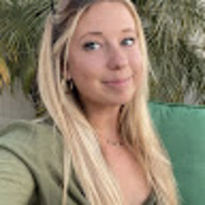 Meet your Posher, Natasha